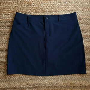 Eddie Bauer Women’s Size 12 Adventurer 2.0 Navy Blue Skort